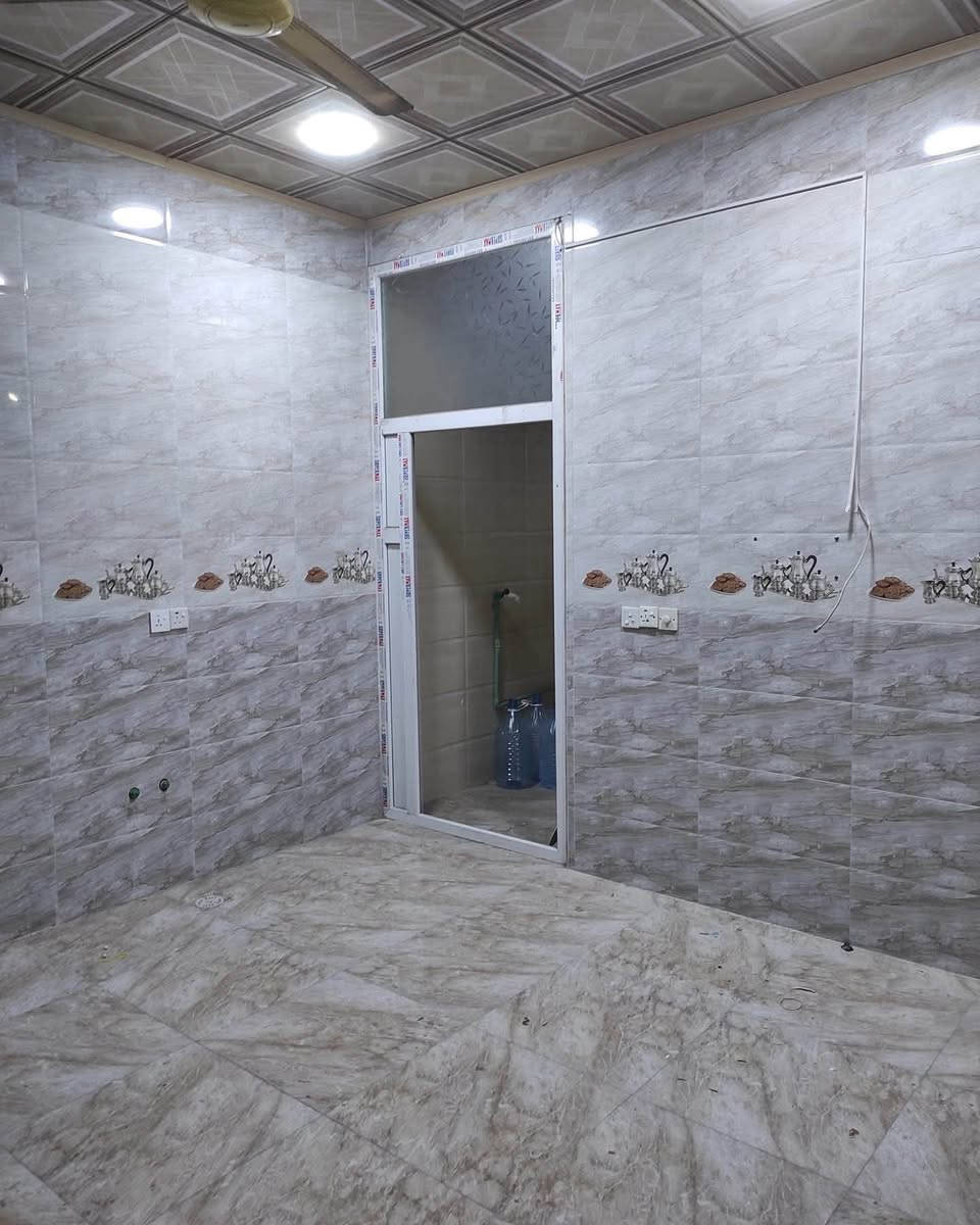 🏡 خانوو بۆ کرێ

🏪 ژێر دووکان

📍 شوێن: کەلار – شەهیدان

📐 رووبەر: ١٠٠ مەتر

✨ تایبەتمەندییەکان:
✅ قاتبان
✅ فوول کاشی
✅ ئامادەی نیشتەجێبوون

📞 بۆ زانیاری زیاتر و بینینی خانووکە پەیوەندی بکەن:

***********
