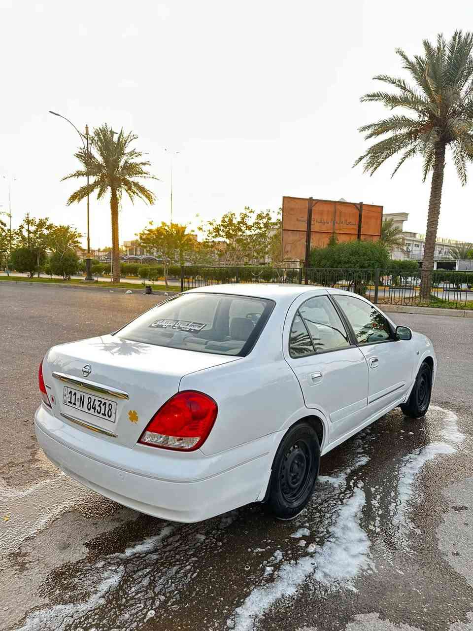 نيسان سني 2009 ياباني اصل رقم بغداد لدولي هزه وسنويه جدد تحويل موباشر محرك 1600 قبق اسود المرغوب (لا تنقيص ولا تبخير) شاده جديد  كير اوتو منضومه تبريد جديده  يعني تبريد ثلج تايرات نضيفات حداديه 100% كله مبدله جديده باتري جديد كهربائية كله شغاله كاعيه جلد غرفه نضيفه منضومه بانزين مبدله جديده سياره مال جناي جاهزه ما بيه اي نقص كبل للشارع مصبوغه حزام جماليه اثر شخوط  صبغ درجه اولى لسعر 73 وبيه مجال قليل كلش حك لجيه مو اكثر سياره نضيفه  احله من لصور تجي وتشوف بعينك سياره كلشي بيه شغال مكاني كربلاء  ***********  بيع فقط اقره التفاصيل وخابر وبخدمتكم
