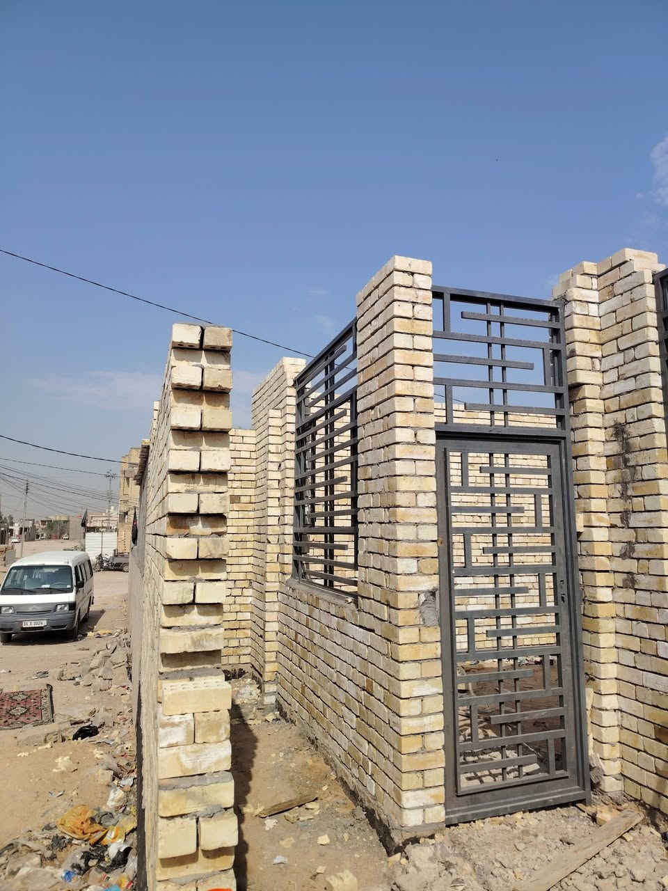 بناء متفرغ • طابوغ وبلوك فرمستون • مهندس ومصداقية