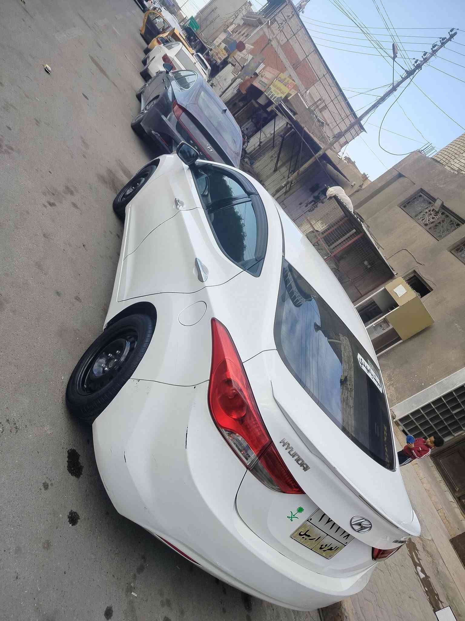 النترا • ٢٠١٢ • مكينة ١٦٠٠