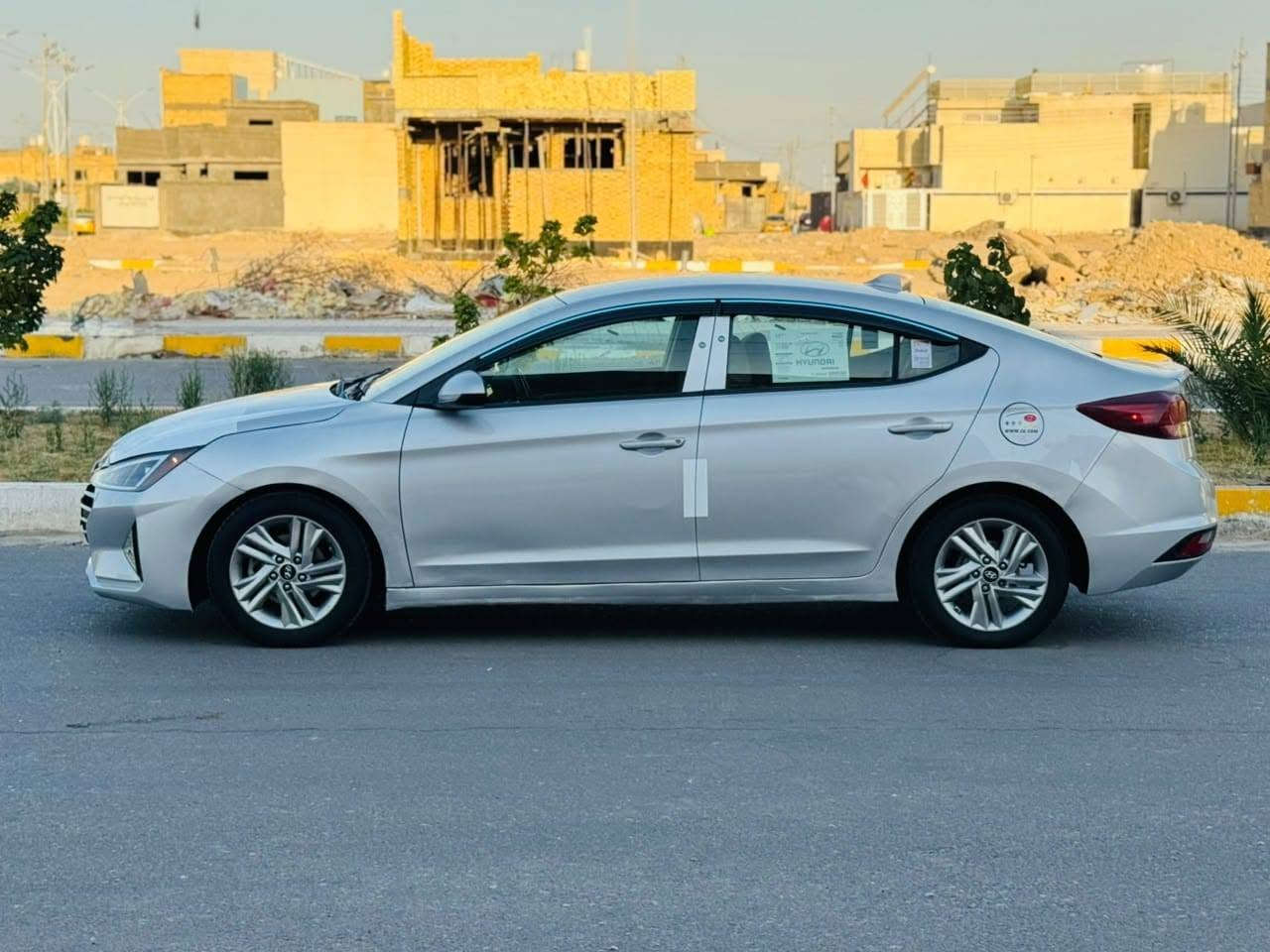 سلام عليكم
الانترا موديل 19شكل العشرين 
امريكي  مكينه 2000دوش مكفوله وكير ايتي المرغوب 
سياره جاهزه من كلشي تبريد ❄ثلج سنويه ورقام جدد رقم بغداد ثاني يوم بسمك مشروع وطني 
اللون رصاصي رمادي 
ثلاث نضام قياده /lamrom/oce/trops
تحكم ستيرن 
مثبت سرعا شاشه المس اندر ويد 
صور الحادث مرفقه معه صور 
عنوان بصره سعر 109
*********** البصرة, العراق
