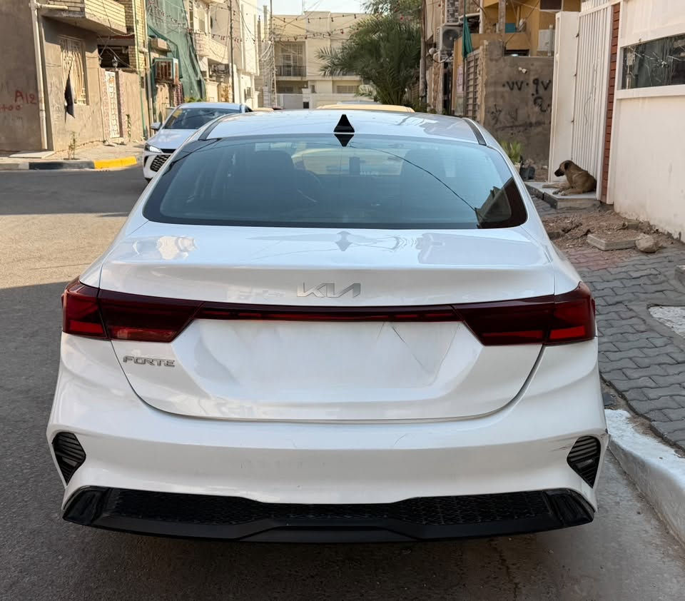 سلام عليكم كيا فورتي 23رقم كربلاء باسمي بيها قطعة تبديل وأربعه صبغ ماشيه 90الف مكاني كربلاء السعر 130وبيها مجال ***********'ى***********بيع فقط بدون مراوس رقم الشاصي 3kpf24ad4pe605637
