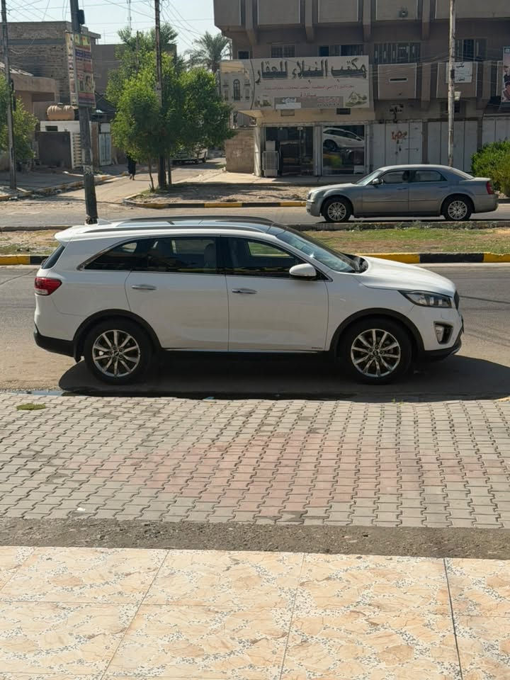 سورنتو ١٧ خليجي كفاله ما عدا الدعامية مصبوغه محرك ٦ سلندر راكب ٣قطع تبريد فول مواصفات ١/١ السعر ٢١٠ وبيها مجال شي قليل 

سياره بسمي تحويل ثاني يوم

للاستفسار ***********
