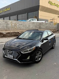 للبيع سوناتا موديل ٢٠١٨ مواصفات السياره بصمه تشغيل وابواب وصندوق ذكي ك...