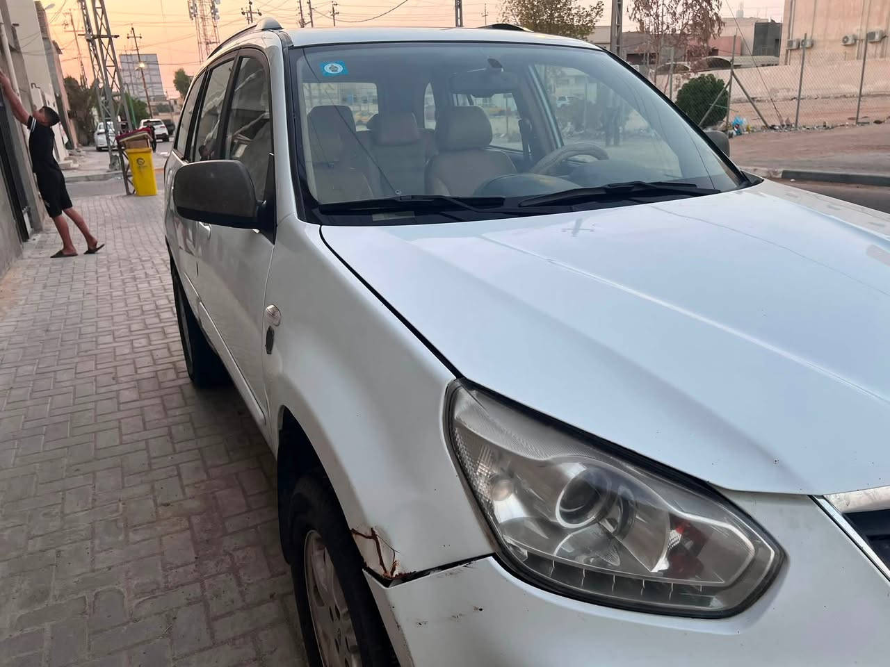تيكو مديل ١٥ 
محرك ٢٠٠٠ يحمى بيه كازكيت 
كير ميكانيك 
بدون صبغ بس طخات بسيطه واضحه بالصور
سعر ٥٠ وبيه مجال 
رقم راعيها ***********
