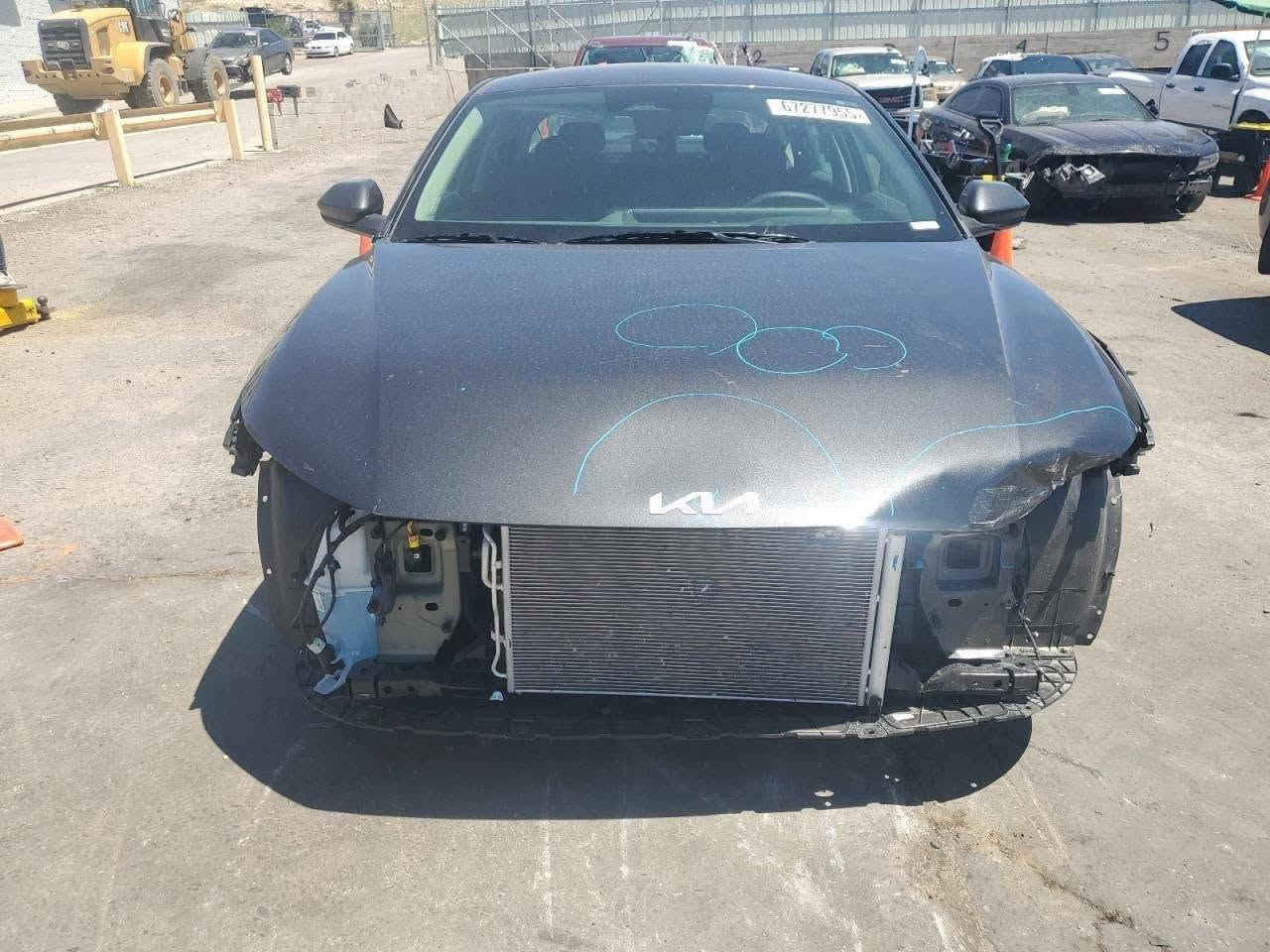السلام عليكم

كيا K4 2025  رقم كاتي اربيل ماشية 7كم 
صور تقرير بالمنشور  فقط دعامية بدون دواخل او ايرباك

المواصفات : 

بصمة  / هندبريك دكمة  / لايت LED  / مكينة 2000 دوش / شاشة كبيرة متصلة ديجتال   / اوتو هولد / LED امامي وخلفي / قيادة ذاتية / كامرة دوارة / رادار تعديل مسار / اوتو بريك / مود درايف / تحكم ستيرن / كروس سرعة /مانع انزلاق / بلوتوث / اواكس / USB / 
مكاني اربيل /تكريت

السعر 160$ مجال بسيط

للتواصل والاستفسار :***********
