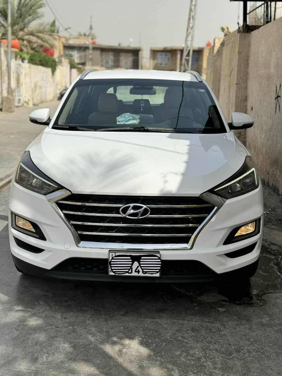 السلام عليكم توسان موديل 2019،خليجي،للبيع رقم اربيل جديد تحويل وكاله حاضر مكفوله من البارد ةالصبغ،وال كارت ،سياره ماشيه 132حقيقي،تخم تاير حداديه تبريد جاهزه محرك حجم 2000،لافتح ولاتبخير لا تنقيص،،وضعيات القياده ،نورمل سبورت ايكوا ،،حساس خلفي امامي سياره مال جناي من ال 19لحد هسه عندي ،،،،،،للتواصل عل الرقم ال مذكور ***********,,,,السعر 172وبيه مجال قليل ،،،العنوان واسط
