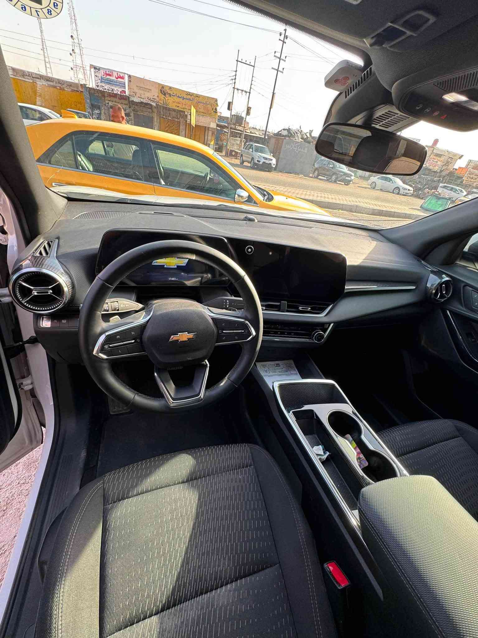 🚘 للبيع | شيفورليه أكوينوكس 2025

Chevrolet equinox LT 2025
🔹 اللون: ابيض 
🔹 الممشى: 18 الف مايل 
🔹 المحرك: 1.5cc turbo 

⭐ المواصفات:
✔️ أضواء زينون
✔️ بصمة أبواب + تشغيل بصمة
✔️ تشغيل عن بُعد
✔️ شاشة كبيرة مع Apple CarPlay
✔️ كاميرات + حساسات + رادارات
✔️قيادة الية + تحديد مسار 
✔️ والعديد من الإضافات الأخرى

🔧 حالة السيارة:

✅ حادث السياره جاملغ وبنيد كما موضح بالصورة وبيها تعديل بسيط باللغد 

💰 السعر:
18900 $
💬 قابل للتفاوض بعد المعاينة

📞 ***********
واتساب / اتصال
