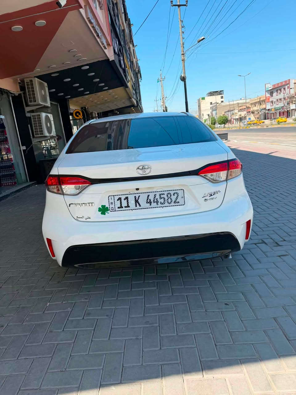 السلام عليكم
سياره كورلا صيني هايبرد شكل الامريكي للبيع موديل ٢٠٢٥
السياره نضيفه ع وضعها مال جناي نصبتها حلوه 
مواصفاتها معروف مواصفات الصيني
السعر 152
مكان السياره غزاليه
صاحب السياره ‭***********‬
