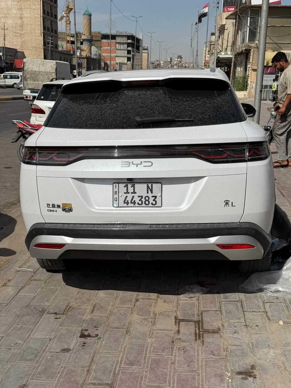 بي وادي سونك L  للبيع
فول مواصفات للأخير
موديل 2025

__ مدخلين للشاحن
شاشه كبيره قلاب+ كار بلي يشتغل بيها+ مرتبطه بذكاء اصطناعي  
كشنات تدفئ تبريد
عدسه مراقبه داخليه
ماشيه 20 الف
تمنع الحوادث
تساعد أنظمة الأمان
صندوك كهرباء 
يدات الابواب كهرباء شفط او دفن  وتحكم فيها من داخل الشاشه
‏LED   للمصابيح الأمامية والخلفية. بشكل فاخر ومتطور لايت داينمك عالي ناصي اوتو 

خمس كامرات معه DVR تسجيل 5 كامرات حته عند إطفاءه السيارة

اربع رادارات  وتحكم فيها غلق وتشغيل 
بنوراما 

نظام سستم  صوتي المميز من Dynaudio (أعلى جودة صوت).  
علامه BUD ضوئيه  الخلفيه 
اوتو هولد  + هاندر بريك بصمه 
نظام مانع نحدار 
نظام مانع انزلاق 
بصمه + كارت + تشغيل عن بعد 
شحن لاسلكي للهاتف وتهويه الجهاز 
فل سستم ايرباك بداخل المقصوره عدد 12

السعر 33 مليون 

ولأستفسار :-***********

مكان السياة (كربلاء)
