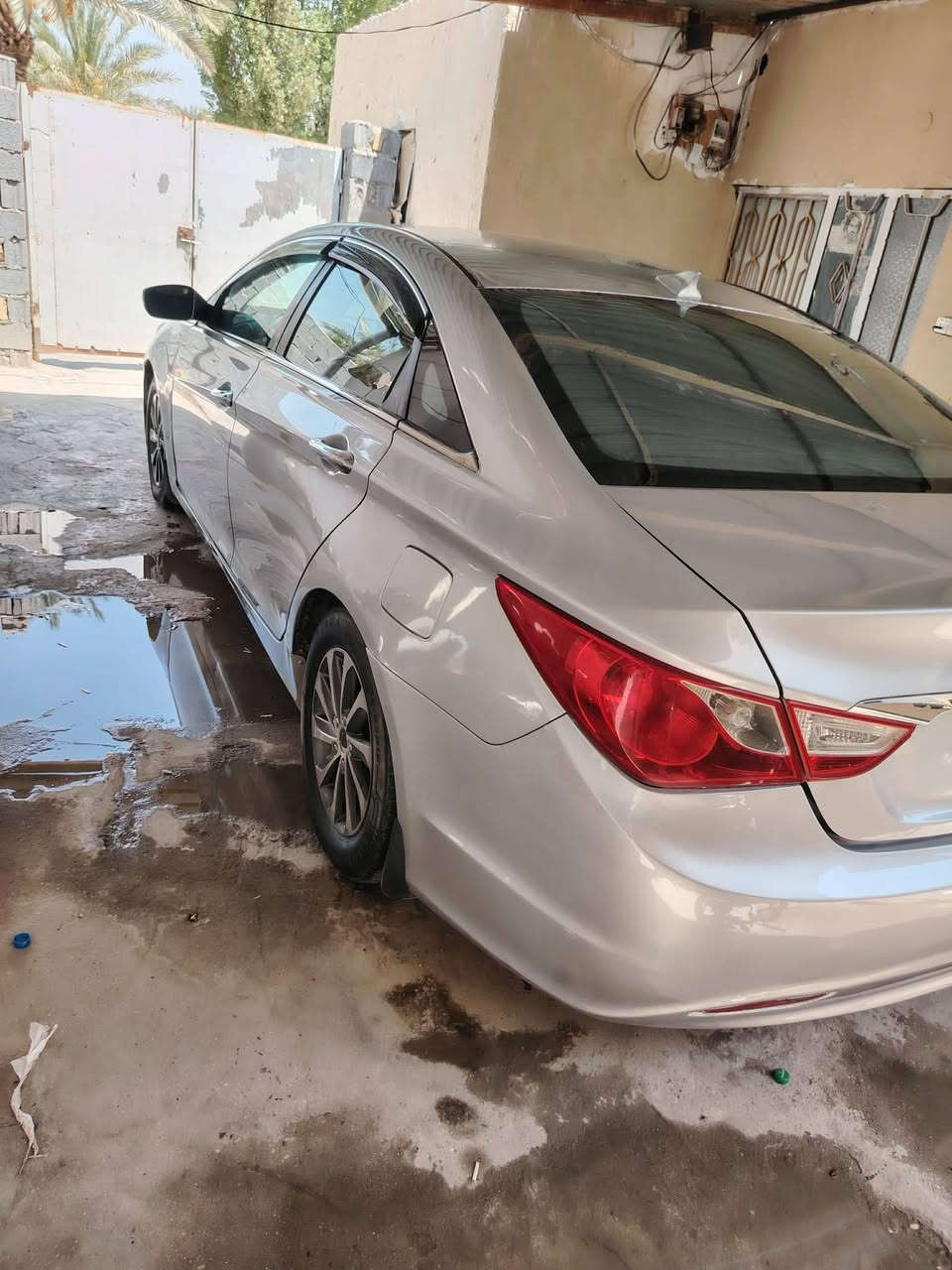 سوناتا 12 سياره حلوه وجاهزه وارد امريكي مكينه دوش بيها سياره صبغ حزام بيها جاملغ خلفي بدون دواخل تبريد حداديه تخم تاير جديد رقم ذيقار دولي ابيع مقدمه 50 قفل وباقي حسب الاتفاق مكانها حله ***********
