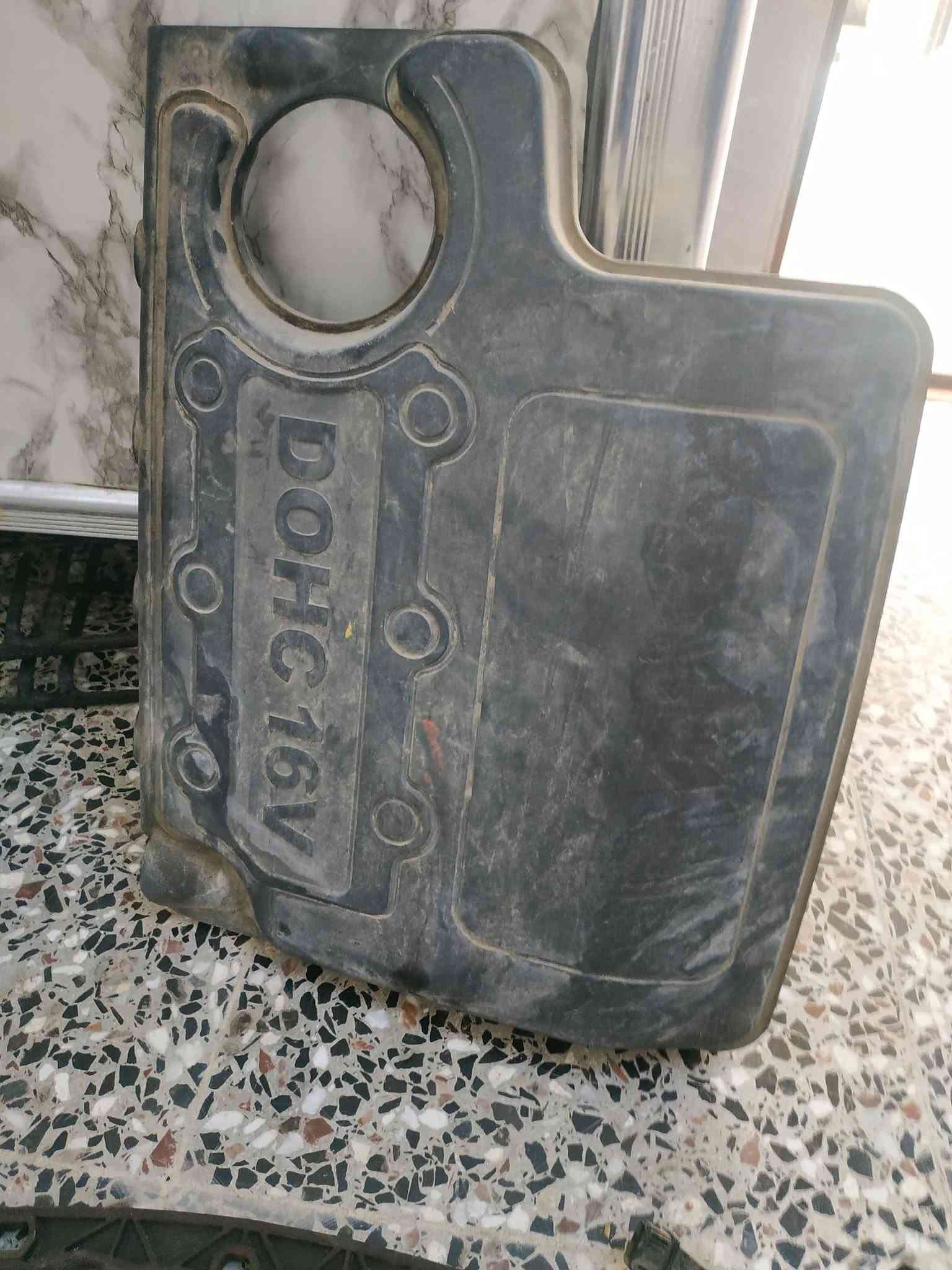 السلام عليكم اغراض سوناتا للبيع عنوان بغداد يوجد توصيل ***********

