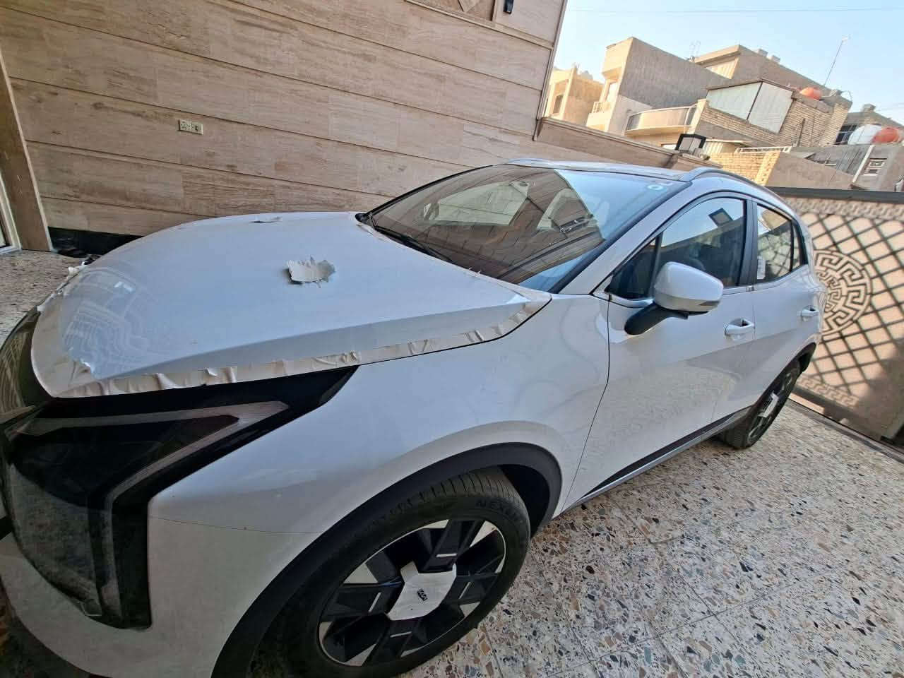 سبورتج  زيرو 2026 
 بصمة صفر كيلو متر رقم بغداد ضمان 5سنوات او 100الف كيلو

المواصفات 🔔

بصمه 

كشن كهرباء عدد2 تدفئة وتبريد جلد لون اوف وايت 

صندوق كهرباء 

داخل جلد اوف وايت 

ويل 19

تشغيل عن بعد

شاشة متصلة 

ردار جانبي

ترحيب عند الاقتراب 

مري شفط

شاشه كار بلي 

كامره

اشاير مري

حساس خلفي

حساس أمامي 

تبريد قطعتين لمس ومنفصل

مراة داخليه تعتيم

حساس مطر

لايت LED

بكلايت 

بروجكتر لد

هندبريك بصمه

تحكم جهتين

شفتات ستيران

اوتو هولد

نضام نزول 
مرقمه وجاهزة 
بغداد اليرموك باسمي 
ملاحظة: حالوب خفيف ببه
فرق بالسعر عن الصافية اكثر من ٣وربع مليون 

السعر 36200الاتصال***********
