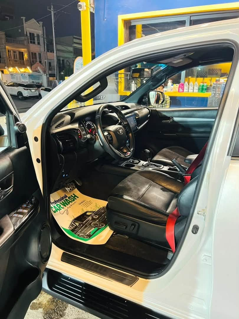 🚘 للبيع | Toyota Hilux GR
🔹 الموديل: هايلكس GR
🔹 سنة الصنع: [2024]
🔹 اللون: [ابيض]
🔹 الممشى: [52000]
🔹 المحرك: [4000]
🔹 القير: [أوتوماتيك]
🔹 الدفع: [4×4]
🔹 المواصفات: [اعلى مواصفات]

✅ السيارة نظيفة جداً
✅ استخدام شخصي
✅ بدون مشاكل / الفحص حسب رغبة المشتري
✅ جاهزة للاستخدام

💰 السعر: [41000]
📍 الموقع: [بغداد]
📞 للتواصل: [***********]

للجادين فقط، والبيع أصولي.
