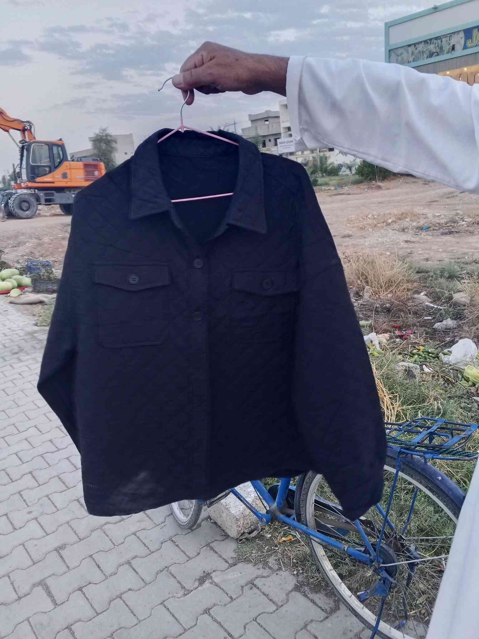 جاكيت رجالي • حي الزوراء • مقابل اقصومول