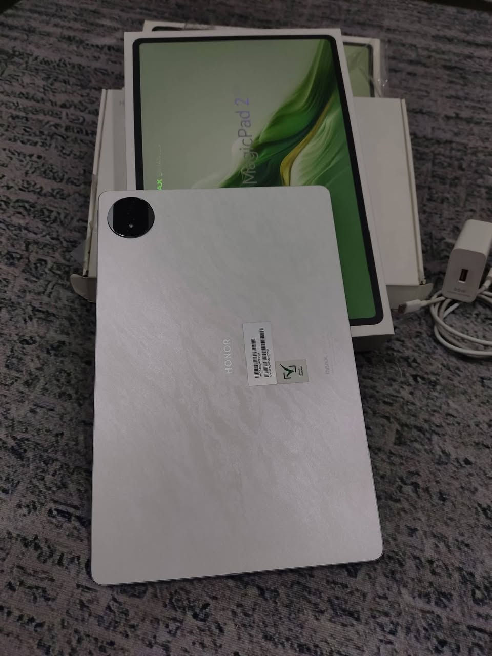 هونر ماجيك باد 2
🔥معالج  سنابدراجون 8s الجيل الثالث
💾 رام 12GB
💽 ذاكرة 256GB
🔋 بطارية 10050mAh
⚡ شحن سريع 66w
وتس ***********
