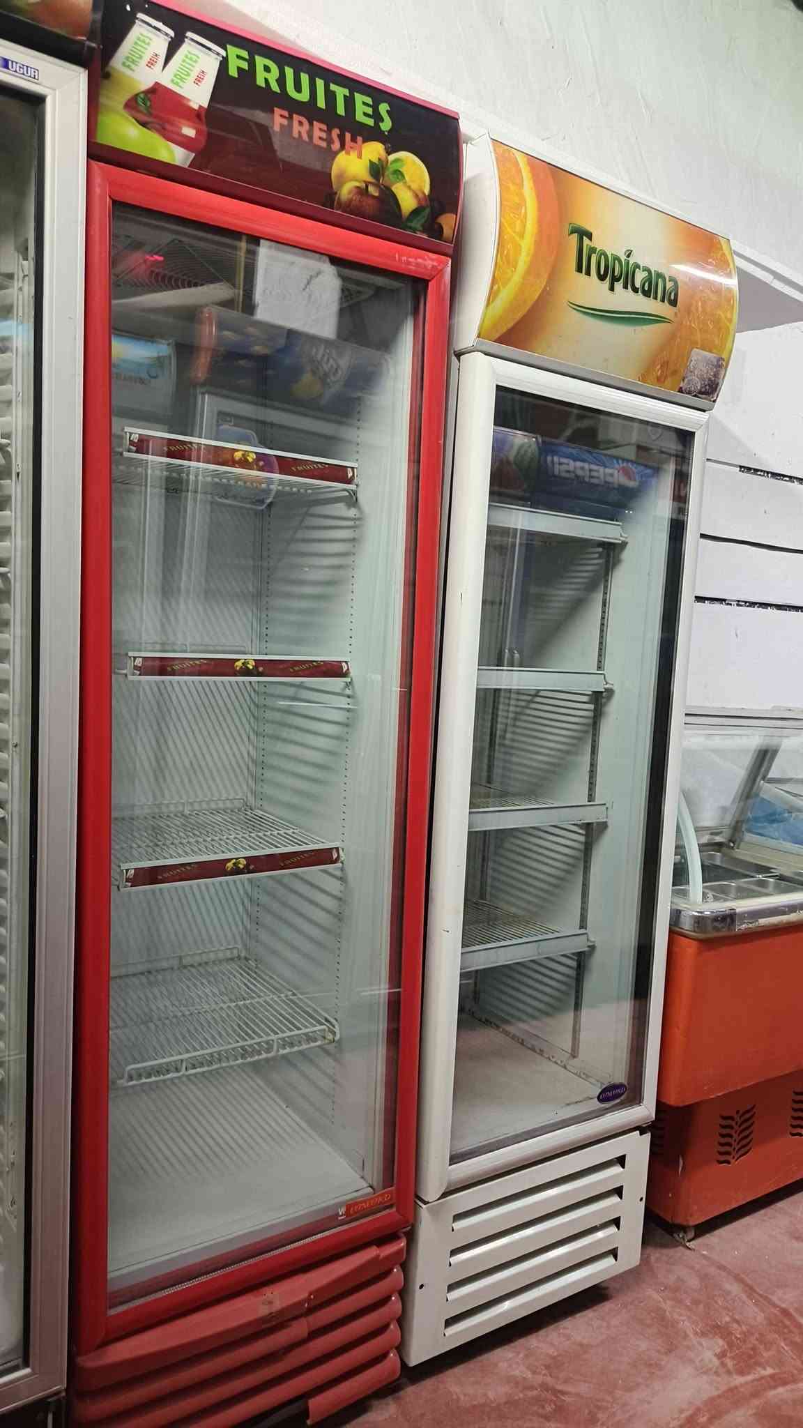 يا الله إسلام عليكم عارضات عامودي مستخدم نضيف شرط النضافه وشغل السعر 250 و عارضت المقبلات 350 عارضه عامودي تجميد 450 العنوان بغداد حي البتول الشراي يتصل ***********
