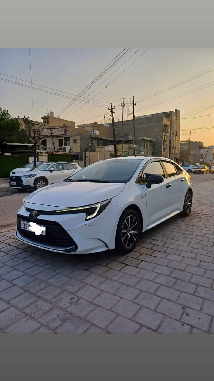 السلام عليكم كورلا هايبرد ٢٠٢٥ كفالة من الصبغ والبارد بيها طخة موضحة ب الصور ماشية ٤١ فول مواصفات رقم بغداد ب اسمي مكاني بغداد الكرخ سعر ١٥٤ وبيها مجال ***********
