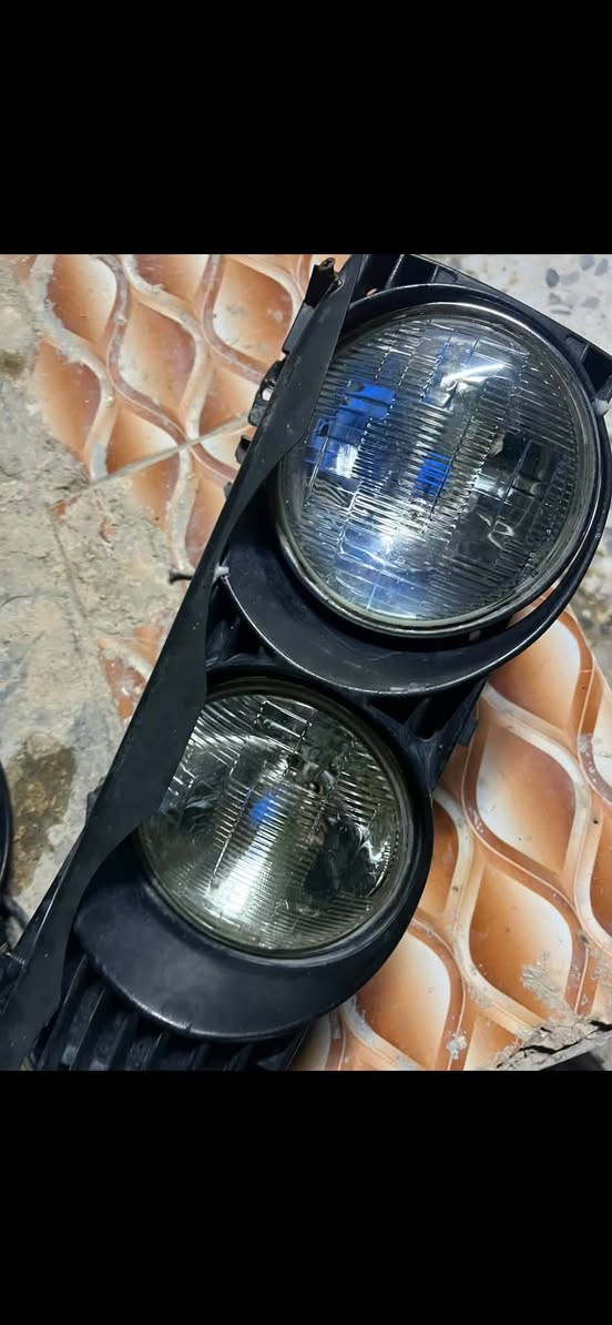 غراض اصليه تخم لايت كوستر محور وكامل هوه وكلوباته شرط. كلش قًوي. تخم كامل. وسكناته ويا ب٤٠ قفل بسعر لبلاش
 دركه ب٢٠ 
بكلايت ب٢٠
كيجات ب٢٥ مكاني محموديه اسعار ثابته 
***********
