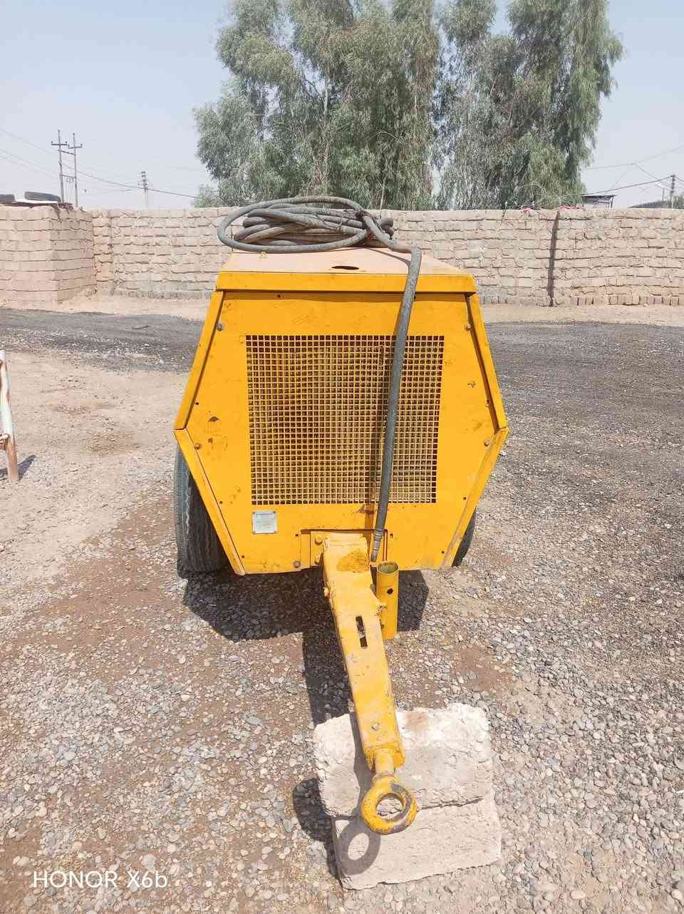 كمبروسر فوركسون للبيع *********** للبيع ***********

نص مكتوب في الصور:
- HONOR X6b