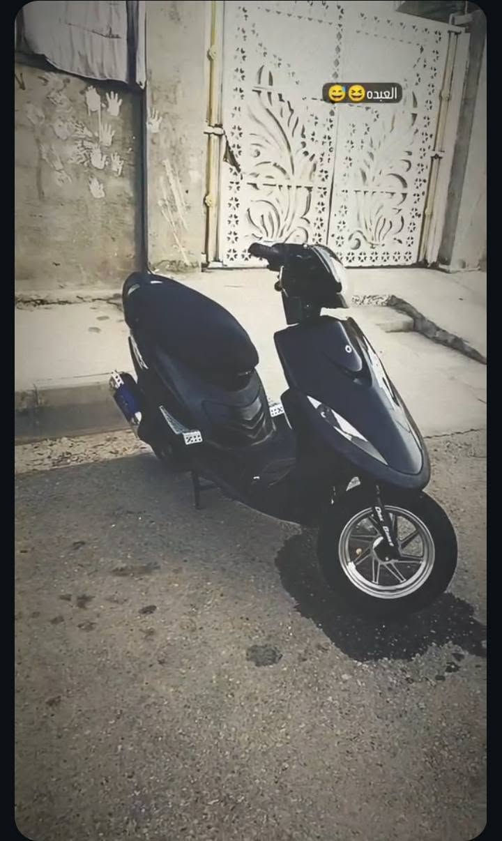 دراجه ماكس عدله 50مفتوحه مره وحده تزويد صالنصه ودبلات وكشن وياله دراجه معدل خير من الله كفرات جديده الدراجه بمعنا الكلمه سعر 550وبيهه مجال للشراي رجآ اذا مو شراي لا تعبني ولا اتعبك رقمي موجود واتساب *********** مكان ناصريه غراف
