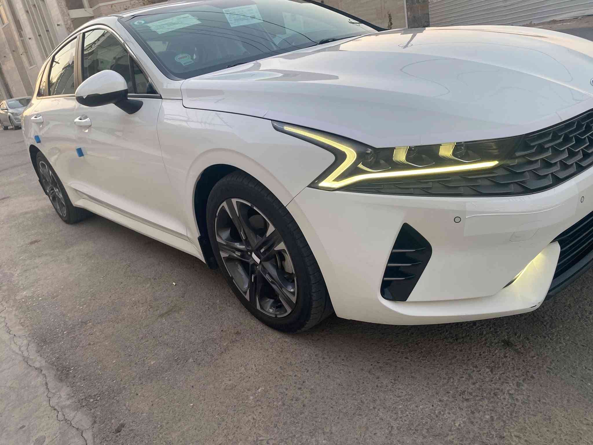 سلام عليكم 
كي فايف 21خليجي ماشيه 54حقيقي شرط كفاله عامه حته من البارد سبيره مانازل فول مواصفات بغداد بسمي 

موصفات 
بصمه تشغيل بصمه بيبان 
تشغيل عن بعد 
ترحيب عند الاقتراب 
شاشه كامره كار بلي 
شفتات بلستيرن 
نضام قياده 
تبريد لمس 
داخل صاج 
بك لايت متصل 
لد امامي خلفي حساس امامي خلفي 
شحن لاسلكي 
مرايه شفط 
مكينه 2000دوش كير مكينه كفاله سياره وضع الشركه وبعده بضمان سعر 184بيه مجال بسيط للشراي ***********/***********ناصريه مركز
