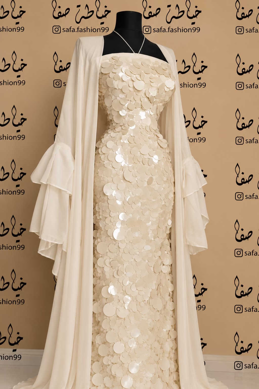 ملابس