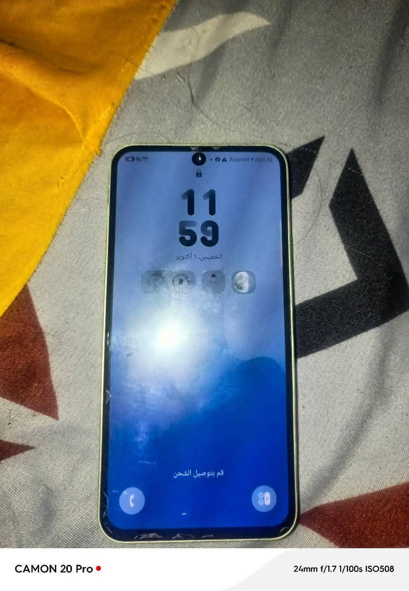 للبيع سامسونك a54 G5 الاشرق الأوسط ذاكره 256 
جهاز مكفول من كلشي فقط الضهر بي فطر صغير بل اخير مثل ما موضحلك مكاني بغداد  السعر 230 وبي مجال بسيط ***********

نص مكتوب في الصور:
- CAMON 20 Pro • 24mm f/1.7 1/100s ISO199
- CAMON 20 Pro • 24mm f/1.7 1/100s ISO508