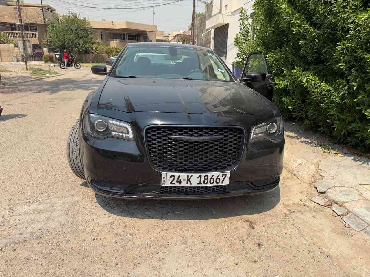 سلام عليكم..اوباما موديل٢٣ مواصفات عاديه ماشيه٢٧ ميل حالياً سيارة جديدة حادثهه  صاير بالويل الامامي وراجع عل جاملغ امامي مصبوغ فقط بدون ايرباك بدون اي ضرر قوي 
رقم دهوك وبأسمي شخصيا تسجيل لاول مرة مكاني بغداد حي الجامعه سعر٢٥٠ وييها مجال بسيط 
*********** 
واتساب بغداد, العراق
