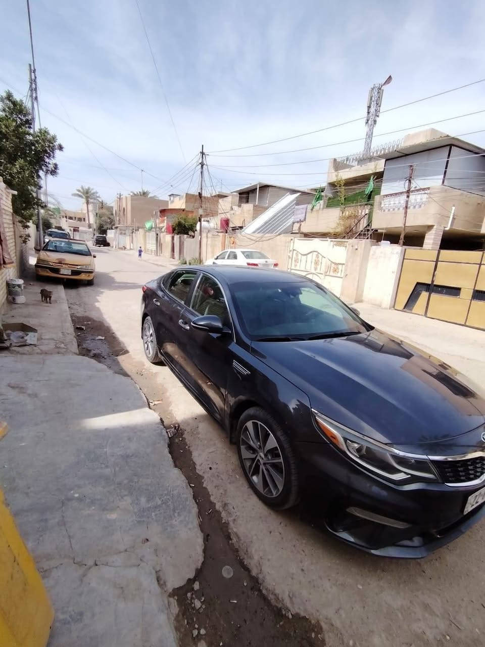 سيارة كيا اوبتيما موديل 2019 للبيع السعر ١٣٠ وبيه مجال للشراي
للاستفسار عل الرقم *********** غير متواجد عل المازنجر
