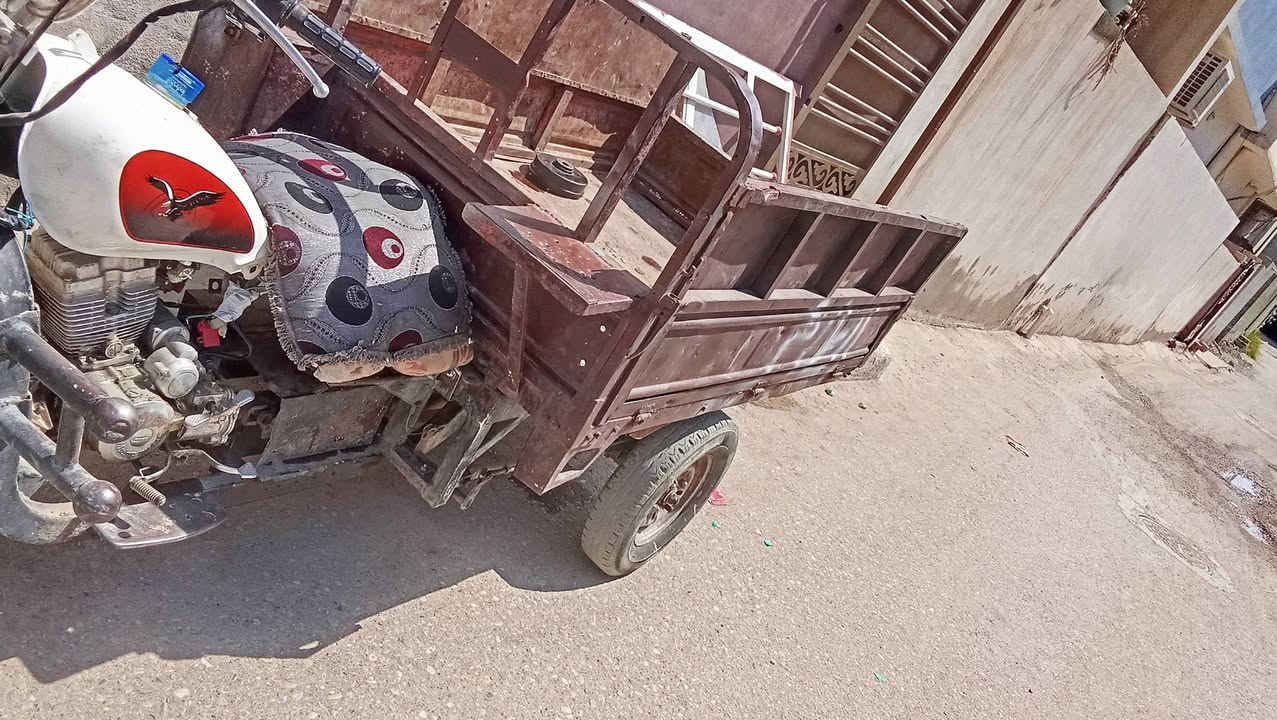 ستوتة للبيع سعره 450بيها مجال للتواصل على الرقم ***********
