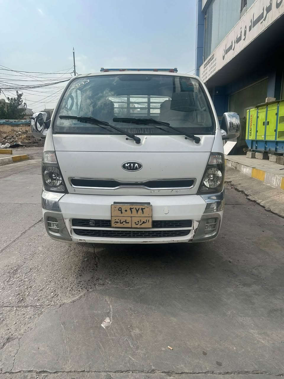 کیای ٢٧٠٠مۆدێل ٢٠١٣
بۆ فرۆشتن
کەمێکی بۆیاخ هەیە
مەکینە گێڕ ئەکسل بە شەرت
سەنەوی بە سەر چووە
بۆ زانینی نرخ پەیوەندی بەو ژمارە تەلەفونە بکەن
*********** 
شوێن ڕانیە
