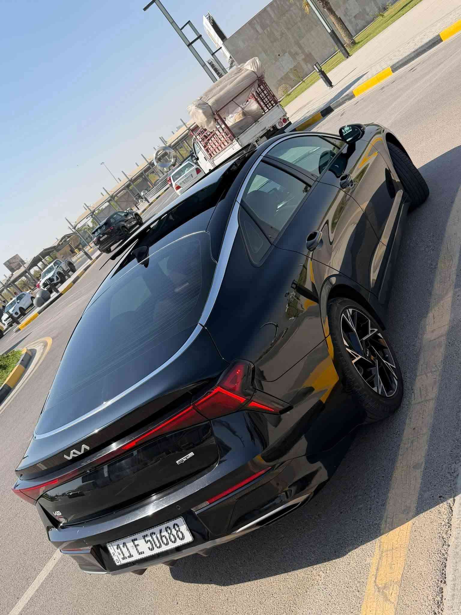 سلام عليكم كي فايف موديل 2025 رقم بغداد جيتي لاين فول مواصفات محرك 2500 دوش المرغوب مو تيربو فول سياره لأخير بيه ربع لبنيد صبغ بلادي ممبدل بس ربعه مصبوغ ليبل واحد سياره كله 

المواصفات
1.بصمه 
1. تشغيل عن بعد
2. بنوراما 
3. ⁠كشنات تدفئه
4. ⁠كشنات جلد داخل احمر
5. ⁠سقف كنتاره اسود
6. ⁠سماعات بوس
7. ⁠رادرات امامي خلفي
8. ⁠حساس مري
9. ⁠قياده ذاتيه 
10. بكلايت الخلفي لد
11. ⁠لد اشاره
12. ⁠كشنات كهرباء

السياره موقعها الحارثيه متواجد اربع وعشرين ساعه 

السعر187 وبيه مجال كلش بسيط

الهاتف: ***********
