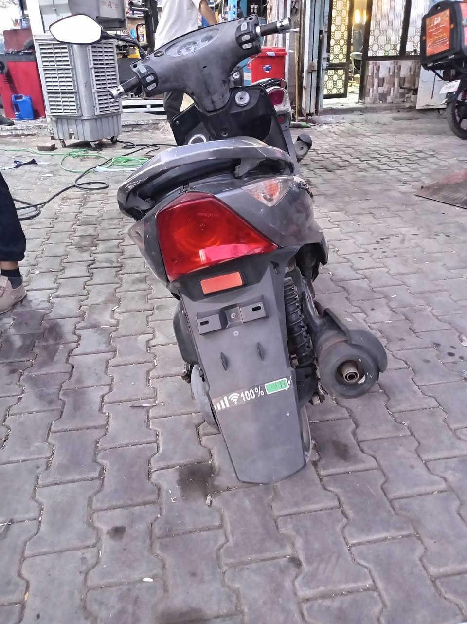 ثعلب شغاله هندر محرك مكفول كابريتر اصلي شوته جديد بيها نواقص بسيطه ابيعلك كوم حديد سعر 300 استفسار ع *********** واتس شعله
