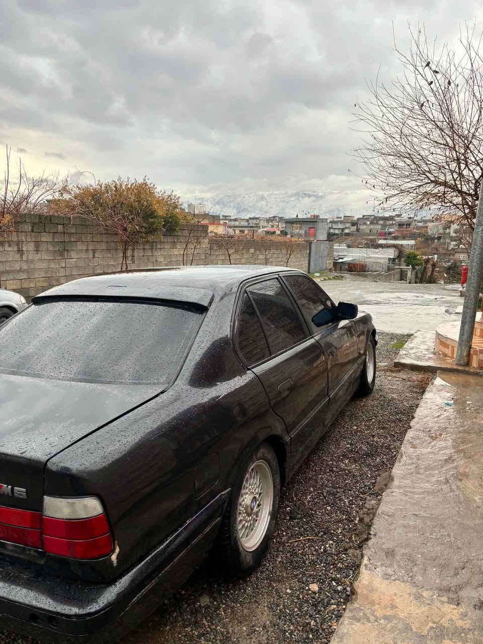 Bmw e34 علوج 
بۆفرۆشتن
نمونە لە جوانی و. پاكی
520
سلید
چوار ویل حەسیری لۆك
تەقەو ڕەقەی بەشەرت
گیرومەكینە بەشەرتی ١٠فیتەر
سەیارەكە سەنەویەكی لەگەڵە بە هەدیە ئەت دەمی
سەحری : ٢٩مەجال 
ڕەقەمی خاوەنی ;*********** بشدار, السليمانية
