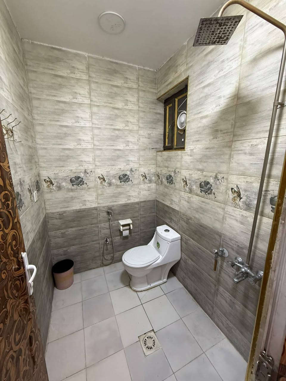 للإيجار في السيدية
بيت50م ✨

🔹 يحتوي على:
🏠 2غرف نوم
🏠 صالة
🏠 مطبخ
🏠 خدمات

💰 السعر: 700
مع المجال

📍 الموقع:ال11الف– السيدية

📞 للاستفسار:***********

مكتب حلم عقاري
