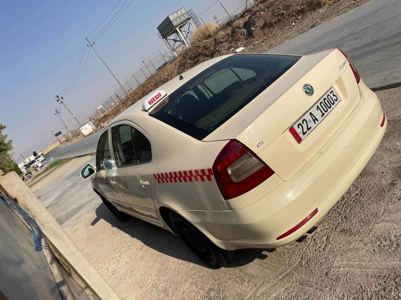 سكؤدة 2013 بي ليدران بي سبوخ 3جي پيدي ئارة گير عادي غازي  ئةسلي لةسةرة  مةكينة عادي بي تور بؤ  رةقةم سةنةوي هةموي نوية گير مةكينة تةبريت هةمووي بةسةرت 450دولار غرامةي لةسةرة  90وةرةقة مةحامةلة *********** أربيل, العراق
