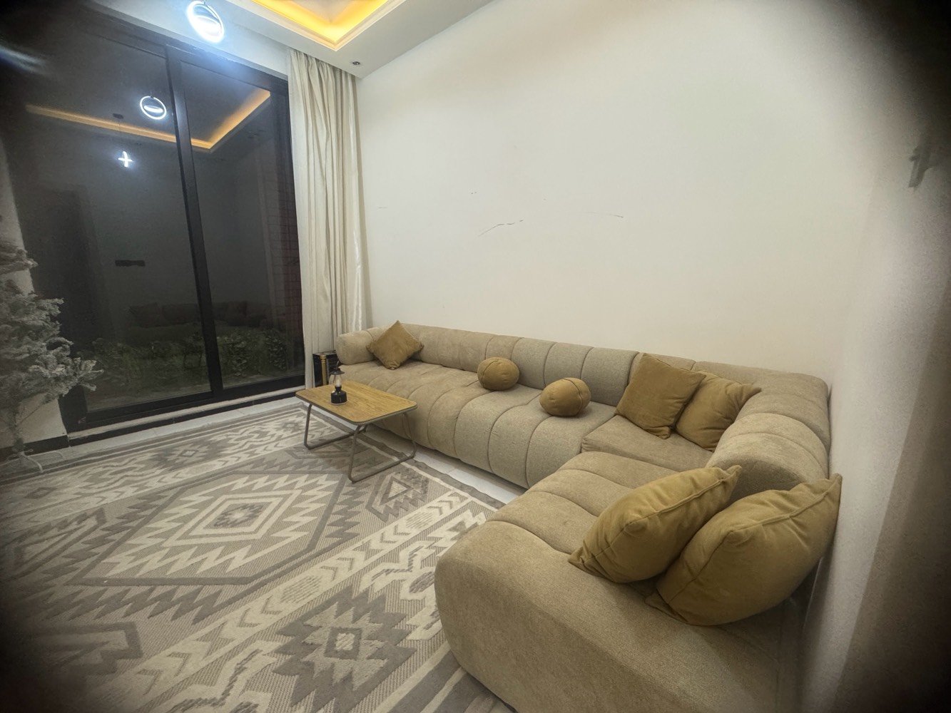 🛋️ تخم قنفات للبيع — فرصة حلوة للبيت ✨

تخم مرتب وأنيق، مناسب للبيت والضيوف، وحالته ممتازة جدًا.

✅ نظافة وترتيب
✅ قعدة مريحة
✅ خامة وتصميم حلو
✅ محافظ عليه وما بيه مشاكل
✅ جاهز للاستخدام مباشرة

💰 السعر:500 ألف دينار
السعر محسوب على الحالة والجودة، والجاد يراسلني للتفاصيل والصور.

📍 المكان: بابل
📩 للاستفسار:***********