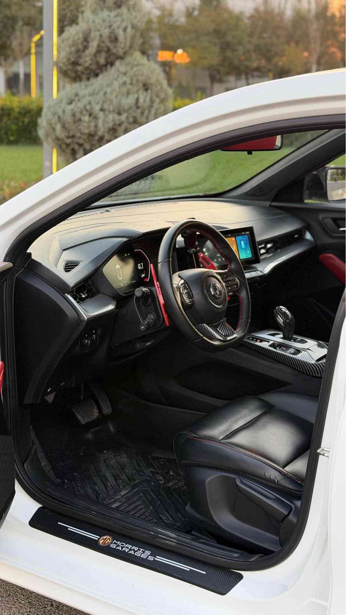 MG GT Turbo 2022 (ئەسڵی GT)

* مۆدێل: 2022
* فول مواسەفات
* سڵاید
* کوشنی جڵد
* گێڕی ئەلکترۆنی
* 3 مۆدی لێخوڕین: Eco، Sport، Normal
* کامێرای پێش و دوا

سەیارەکە بێ بۆیاخ، بێ سارد، بێ شوخت و بێ کرانەوەیە. سەنەوی و ڕەقەمی تازەیە و بە ناوی خۆمەوەیە. یەک دینار مەسرەفی تێدا نییە. گێڕ و مەکینە بە شەرت، تا 10 فیتەریش بە شەرت کامل جوانکاری بۆ کراوە

شوێن: سلێمانی

ژمارەی پەیوەندی: *********** السليمانية, العراق
