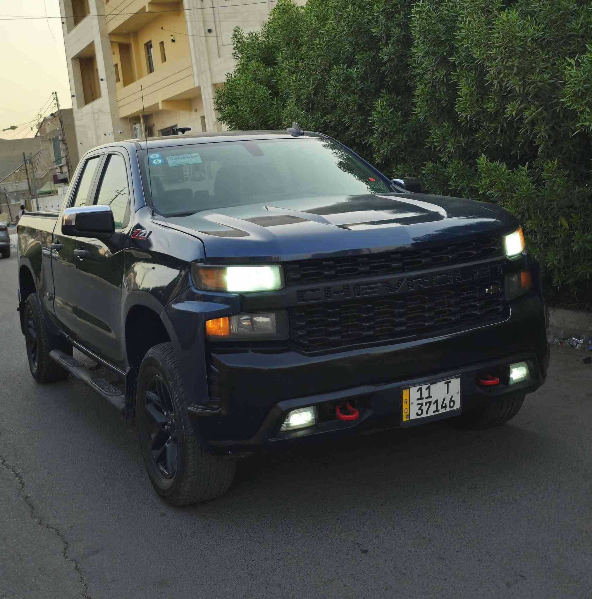[ سلفادور 2019  Z71  ]  وسعره 184 مجال بسيط
جديده حيل كير محرك مكفول 
تراي زيرو ودبل ممتص صدمات خلفي وتخم تايرات حادث جاملغ وبنيد شواصي مكفوله وكير ومحرك وسونار  مندلاوي بلمنشور 
وغطاء بدي 3 قطع  وقفل 
مكينه المرغوبه 8 سلندر بانزين كله عادي ...
رقم بغداد وهزه جديده 
شاشه و ابل كار وكاميرا وكشنات جلد لونين واناره داخليه وهند بريك بصمه وتحكم ستيرن  وبيه فور ويل و 2 ويل وبجم زنون وتبريد قطعتين ثلج بدون اي نقص سياره

العنوان _ بغداد _ البياع 
***********
