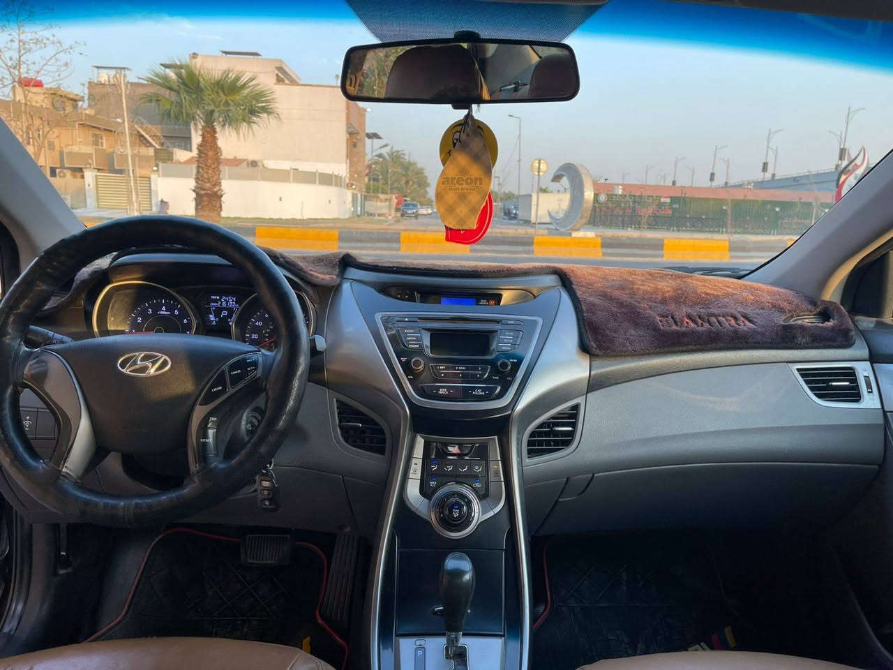 هونداي النترا أمريكي موديل ١٣
حادثها دعامية خلفية بدون ارباك السعر ١٠٠ سيارة نظيفة جدا كير ومحرك مكفول تبريد منظومة كاملة جديدة شباب كل شي اكو بالسوك الي يشوفها غالية يترك تعليق محترم مثلة تحياتي للجميع ***********
