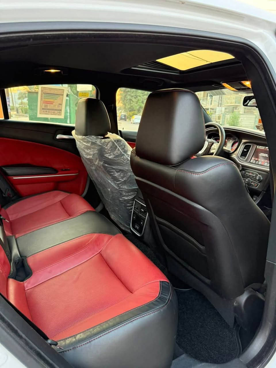 للبيع دودج تشارجر R/T Max موديل 2022 HEMI 5.7L V8 محرك
ممشى 14,300 ميل فقط
لون أبيض
داخلية جلد أسود مع أحمر (كشنات حضن)
رقم بغداد
خليجي شركة هارلم
كفالة عامة
المواصفات:
نسخة RT Max فول مواصفات
فتحة سقف
٧ تشغيل بصمة ودخول ذكي
٧ ريموت ستارت
٧ المقاعد الامامية كهربائية
٧ تبريد وتدفئة للمقاعد الأمامية
٧ تدفئة للمقاعد الخلفية
تدفئة للمقود
٧ شاشة Uconnect كبيرة
كاميرا خلفية
٧ حساسات خلفية
٧ مراقبة النقطة العمياء
Alpine نظام صوت
٧ رنكات وكالة أصلية RT
داخلية جلد فاخرة أسود وأحمر
كزوزست دبات سود SRT (بلادي من الشركة) بصوت رياضي مميز السيارة خليجية من شركة هارلم.
‹ مكفولة من الحادث والصبغ والشخوط.
ممشى قليل جدا وحالتها ممتازة.
المواصفات وول ما عدا الرادار الأمامي.
السيارة نظيفة جدا، وجاهزة لأي فحص.
للاستفسار مراسلة الخاص أو الاتصال 
***********
***********
