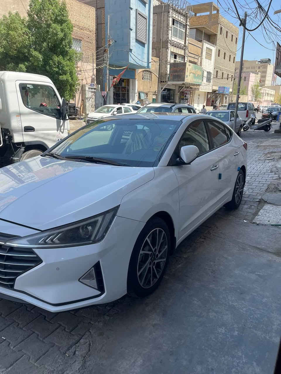 الانترة ٢٠ ماشيه ٩٧بيه فقط بارد باب السايق شبر والجاملغ شبر لا صبخ ولا تبديل السياره بلصندوك سبير منازل فول بصمه فتحه جلد تبريد فطعتين رقم اربيل جديد مميز سعره ١٥٥ وبيه مجال قليل مان السياره بلنجف ميعجبك المنشور عبره فدوة ***********
