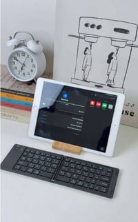 كيبورد قابل للطي • بلوتوث 3.0 • عربي-إنجليزي