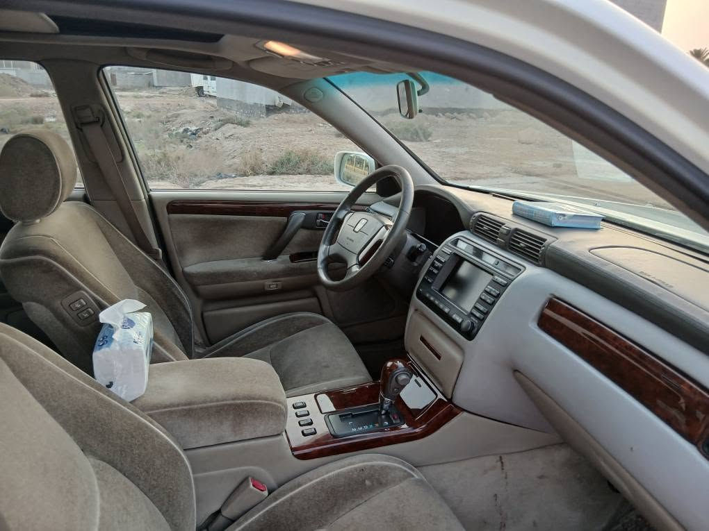 السلام عليكم للبيع اكرون ملكه ديفور الجبير شاصي ١٧٥ مديل ٢٠٠١ رقم بصره الانكليزي ابسمي تحويل ثاني يوم قرار ٤٨فول مواصفات اربع دكم استيرن كهرباء اربع كشنات كهرباء ثلاجه تبريد خلفي فتحه مثبت سرعه تبريد ثلج   ومعروف الفول الموصفات كفاله نقل كص اصواليات صبغ ضربه سيارة جديد استعمال شخصي المكان البصرة  السعر ١٤٠ وبيه مجال  *********** البصرة, العراق
