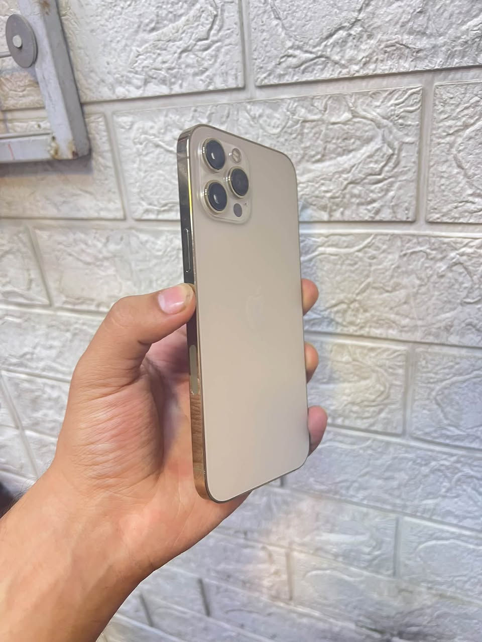 ايفون 12برو ماكس 📲
🌟 لون مميز ذهبي 
✅نظافة الجهاز 99‎%‎
💾ذاكرة 512 ذاكره عملاقة 
💎مبدل فقط شاشة اصلية فول سلاسة 3 خيارات 
🔋بطارية 80 بلادي
⛔️فقط شريحة متوقفه بسبب التحديث لامفتوح تخطي ولا ع الشريحة قيود الجهاز ع ايدي بسبب التحديث صار هيج
سعر 290 وبي حك الجية
📍مكاني نجف 
☎️***********
