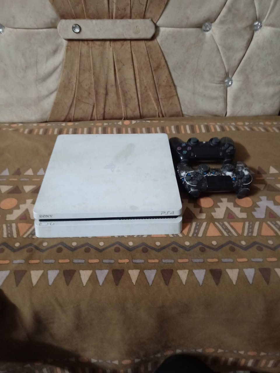بلي فور • سلم كامل • جوستكات مهكرة