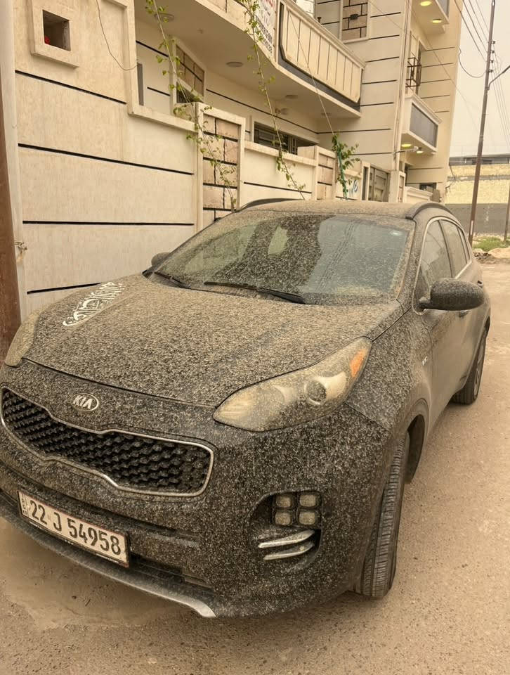 سلام عليكم كيا سبورتج 2017للبيع وارد امريكي محرك 2400حادثها جاملغ وبنيد تبديل بدون صبغ السياره وبيها ضربه بسيطه بلصندوك بعدني ممصحلها ترجع بارد
سعرها144 وبيها مجال بسيط للطيبين
مكانها بغداد
رقم صاحب السيارة***********
مكلف بلنشر
