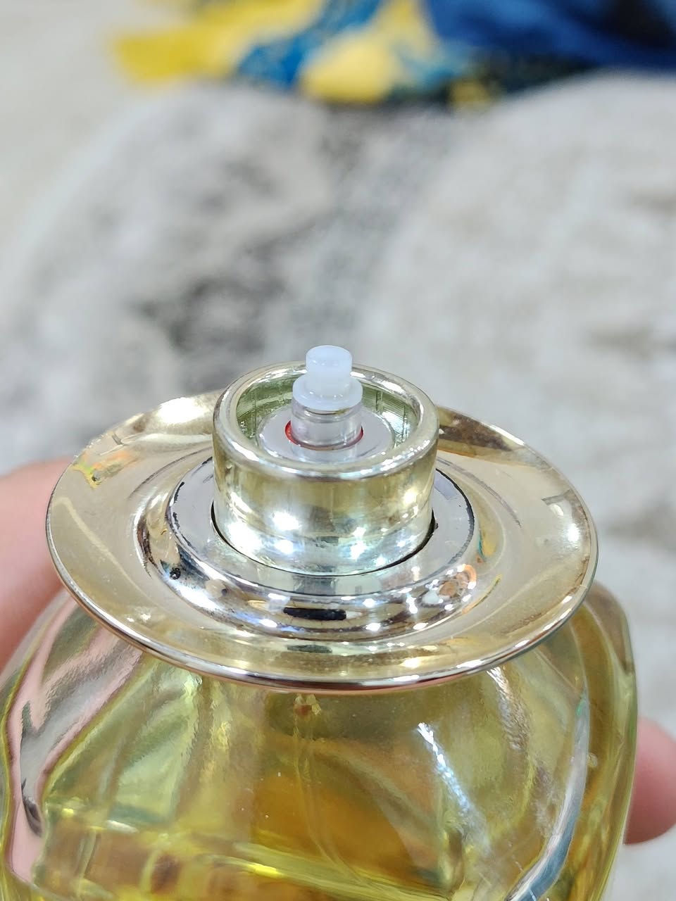 عطر عمان لكجري وندرلست اصلي مضمون شرط الفحص
العطر مستخدم كما واضح استخدام قليل جدا
العطر بدون علبة 
سعر العطر 195 مع التوصيل
للتواصل خاص او واتساب ***********
عنواني بصرة توصيل متوفر لكل المحافظات
