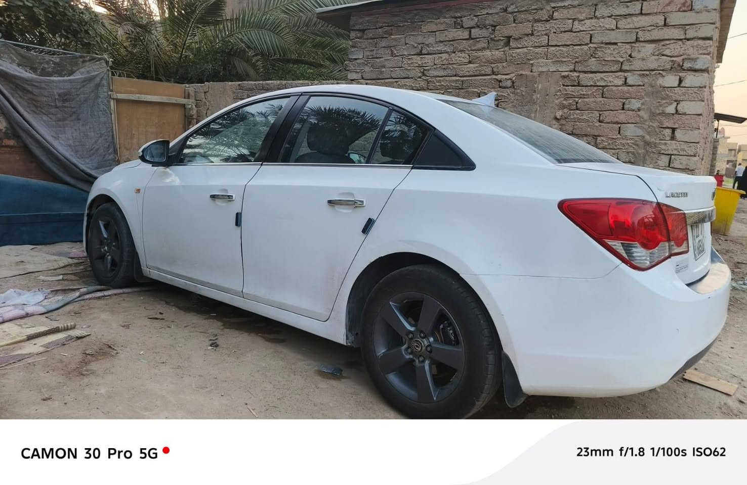 دايو لاستي كروز 2009 مكينه شديته قبل شهرين حداديه زينه تبريد مايشتغل دوس معمرات جدد بيه رشات صبغ بدون دواخل ابيع حزام مكاني بابل السعر 52 
***********
